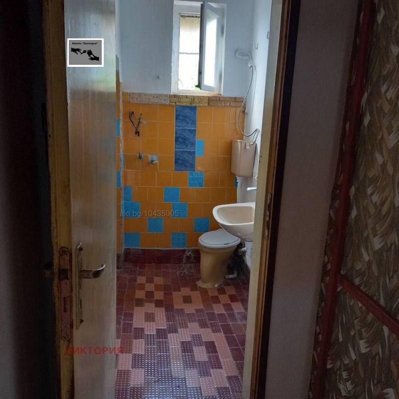 Продава  Къща град Пазарджик , Идеален център , 112 кв.м | 26528669 - изображение [10]