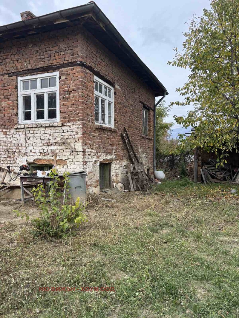 Продава КЪЩА, с. Нови чифлик, област Кюстендил, снимка 2 - Къщи - 52145318