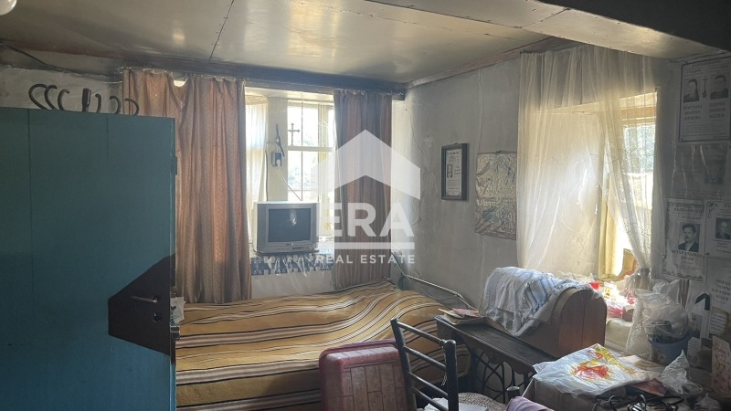 Продава КЪЩА, с. Ветринци, област Велико Търново, снимка 11 - Къщи - 56314311