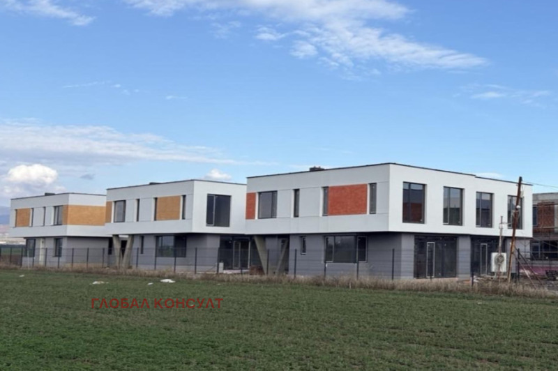 Продава КЪЩА в град София, Център - 161 кв.м / 325 000 € » 635 644.75 лв., ГЛОБАЛ КОНСУЛТ