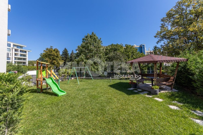 Продава 3-СТАЕН, гр. Варна, к.к. Св.Св. Константин и Елена, снимка 3 - Апартаменти - 51541928