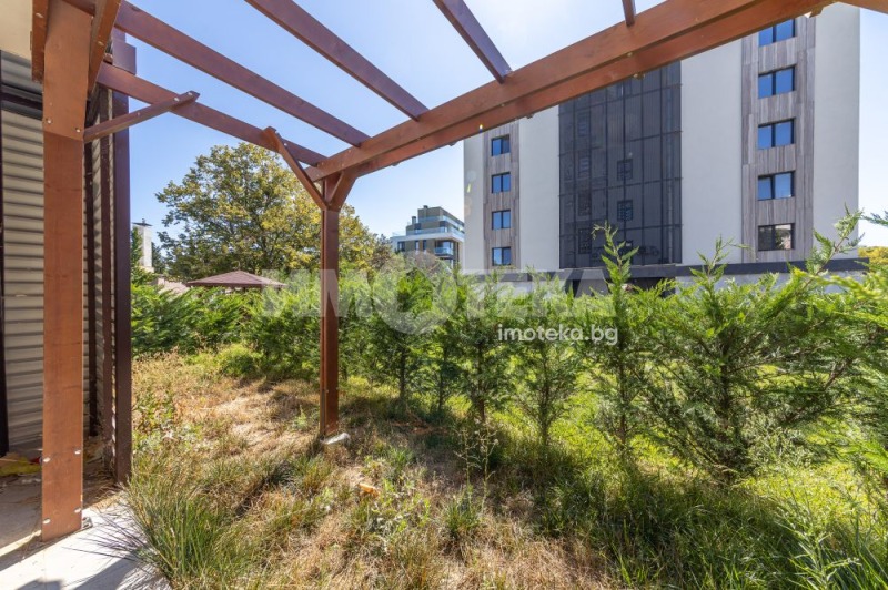 Продава 3-СТАЕН, гр. Варна, к.к. Св.Св. Константин и Елена