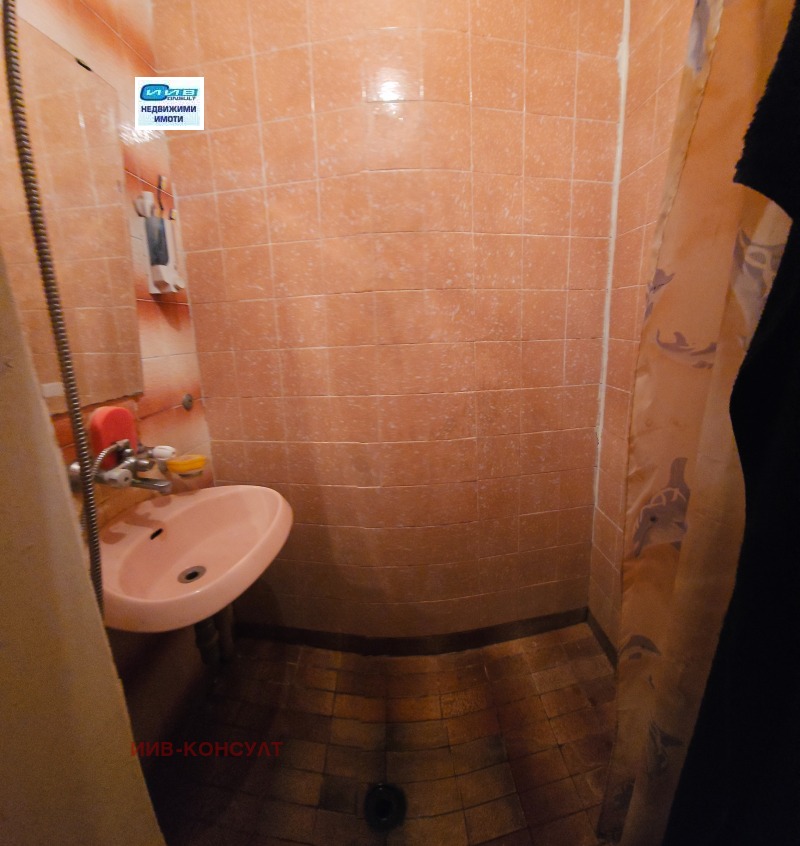 Продава 3-СТАЕН, гр. Велико Търново, Колю Фичето, снимка 7 - Апартаменти - 53086452