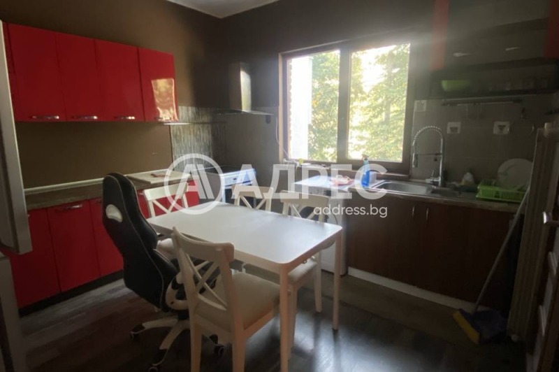 Till salu  Hus Golv Sofia , Triagalnika , 65 kvm | 39957204 - bild [4]