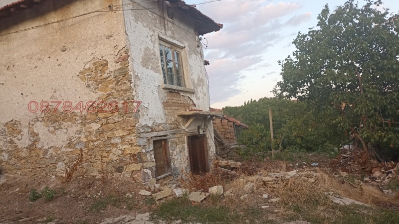 Продава КЪЩА, с. Люляк, област Стара Загора, снимка 2 - Къщи - 52814793
