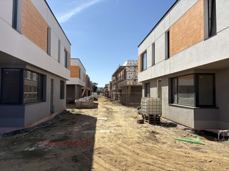 Продава КЪЩА, гр. Елин Пелин, област София област, снимка 2 - Къщи - 53007526