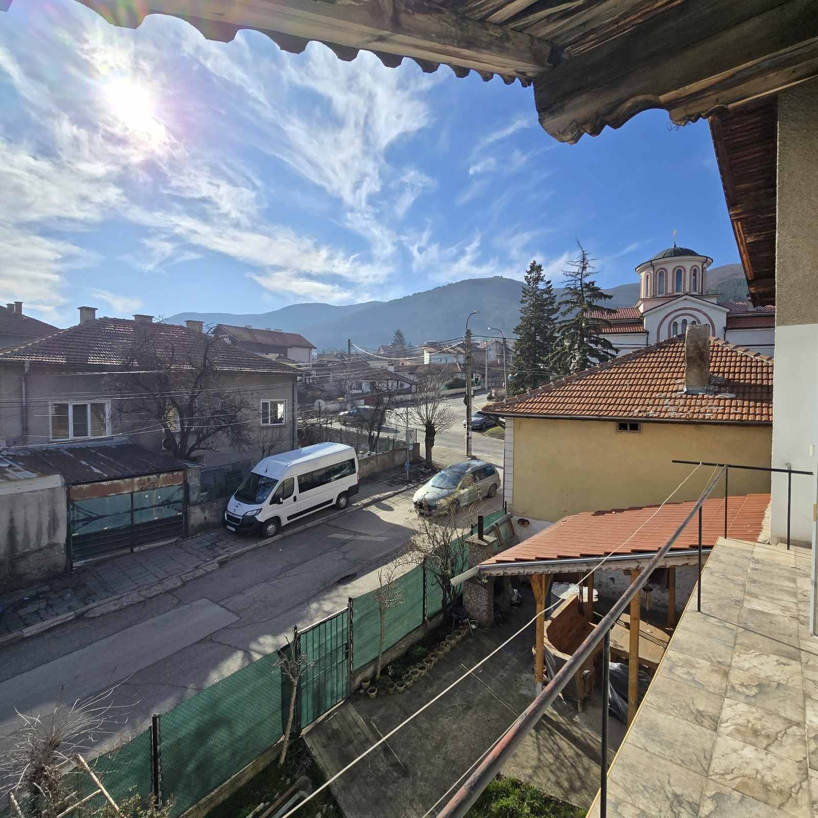 Продава КЪЩА, гр. София, с. Лозен, снимка 2 - Къщи - 48865587