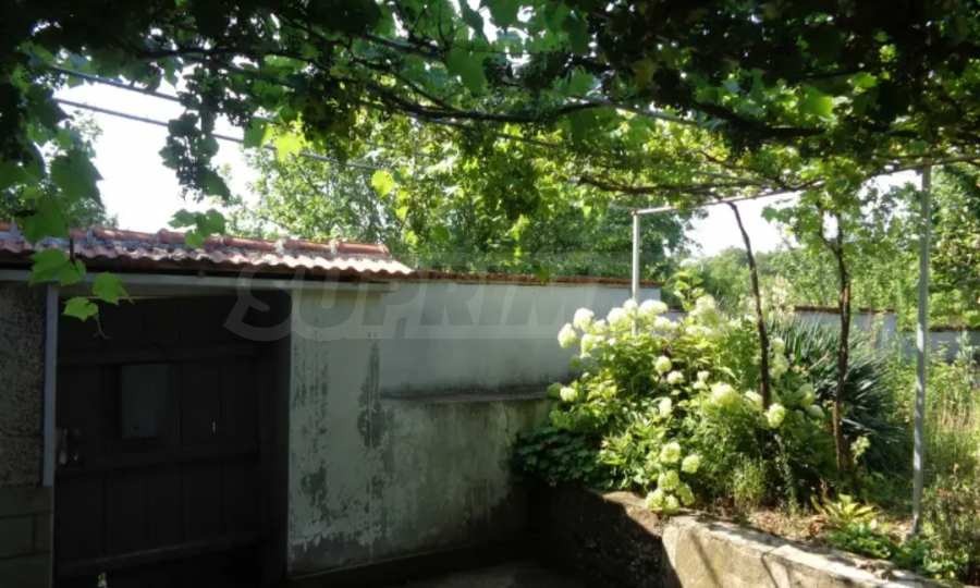 Продава КЪЩА, гр. Бяла, област Русе, снимка 8 - Къщи - 54193999