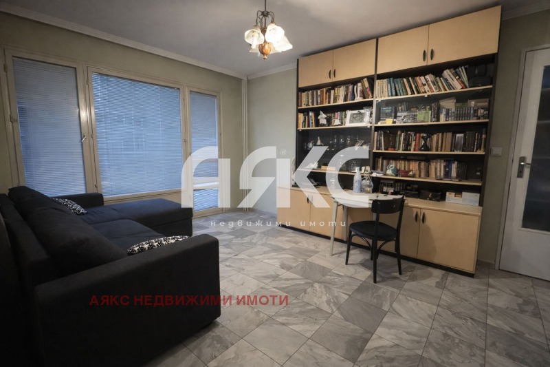 Продава 3-СТАЕН в град София, Люлин 7 - 83 кв.м / 216 000 € » 422 459.28 лв., АЯКС НЕДВИЖИМИ ИМОТИ