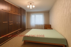 2 спаваће собе Сердика, Софија