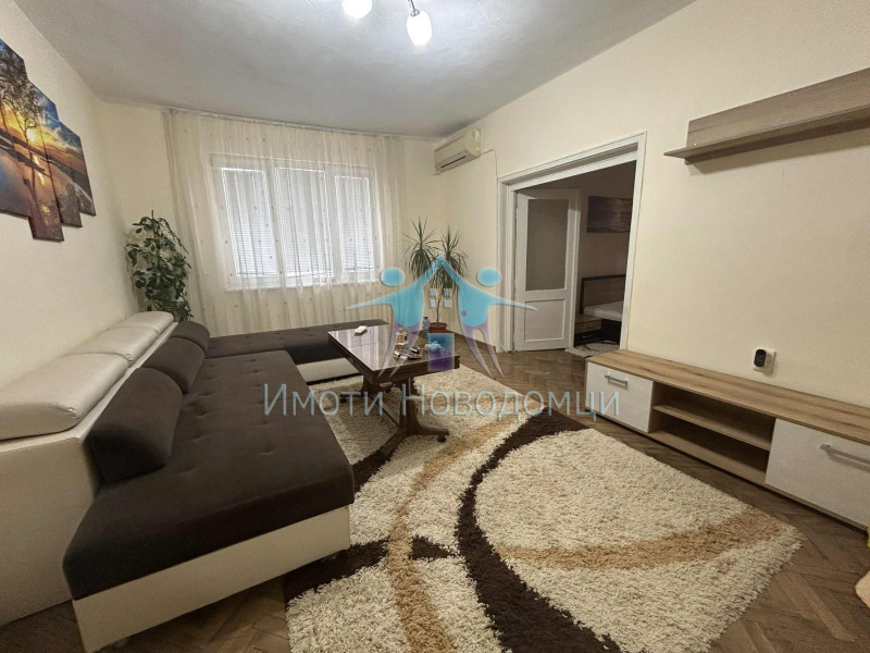 Myytävänä  1 makuuhuone Šumen , Herson , 63 neliömetriä | 34121500
