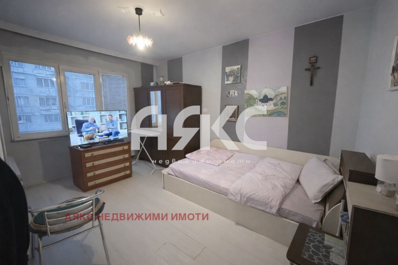 Продава 3-СТАЕН, гр. София, Люлин 7, снимка 5 - Апартаменти - 53084634