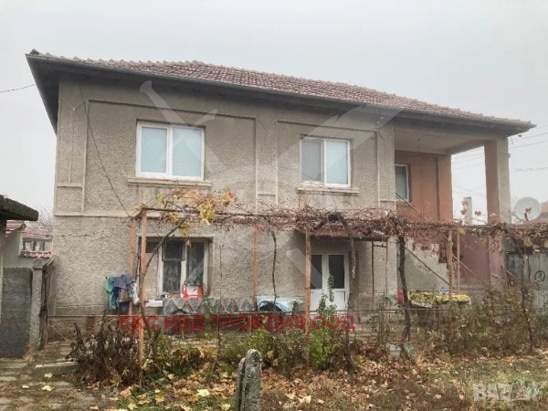 Продава КЪЩА, с. Новаково, област Пловдив