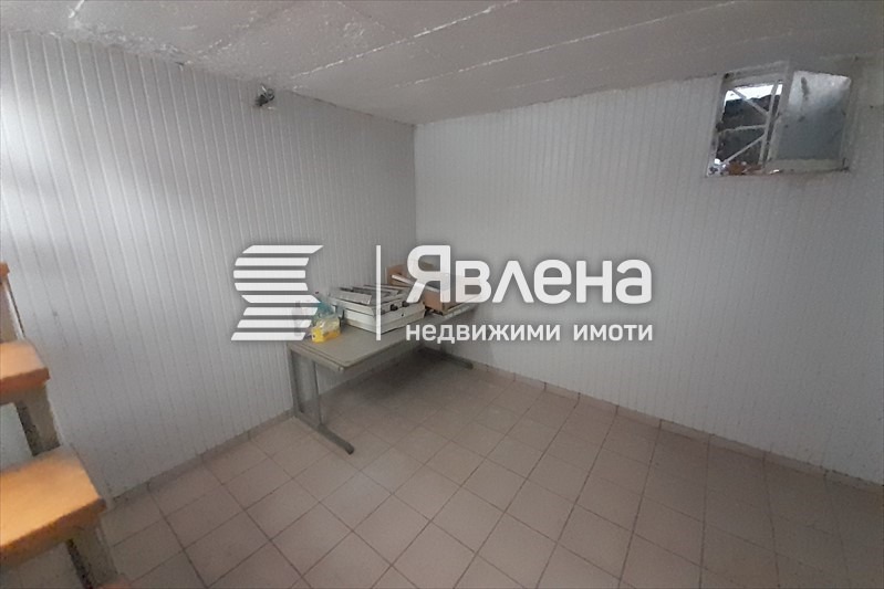 Продава МАГАЗИН, гр. Пловдив, Младежки Хълм, снимка 3 - Магазини - 47455900