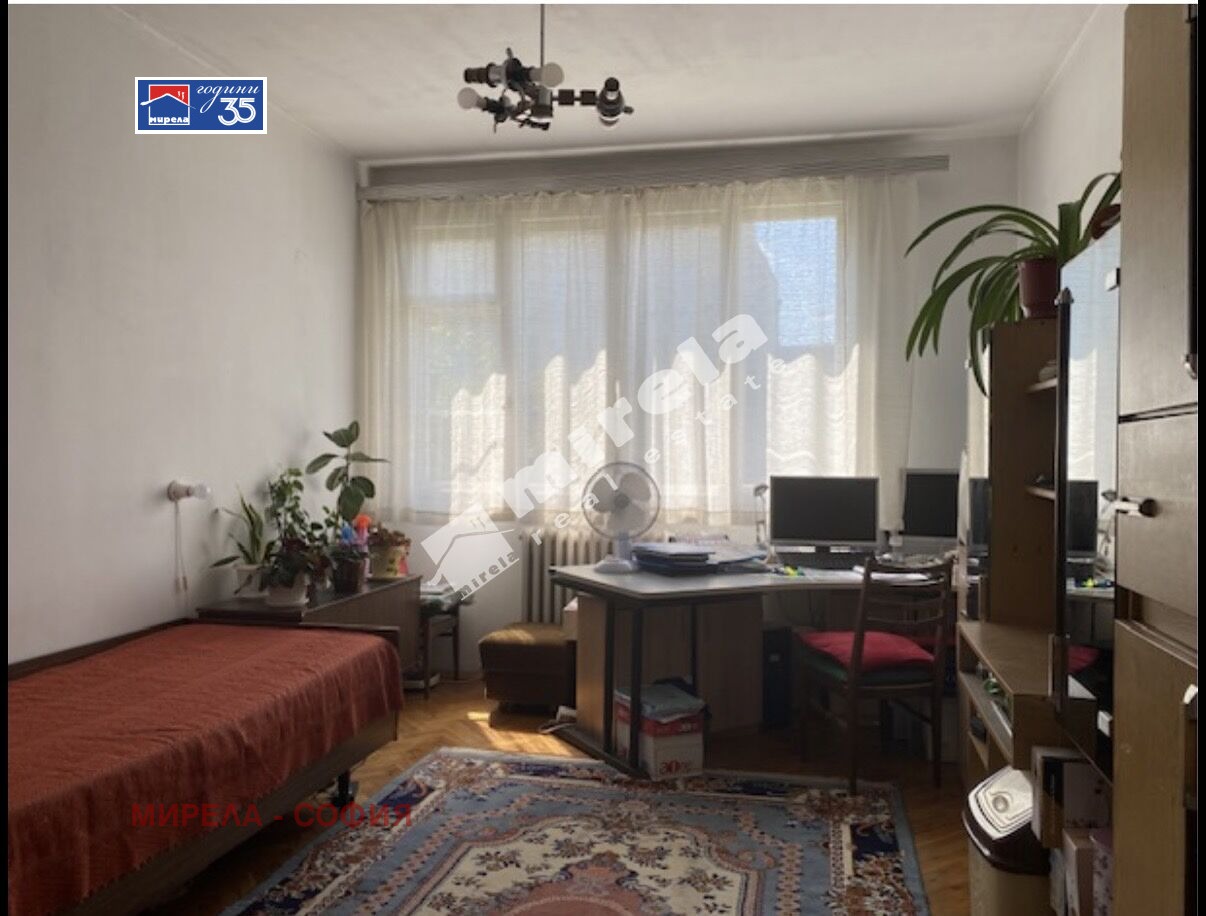 Продава МНОГОСТАЕН, гр. София, Яворов, снимка 5 - Апартаменти - 56328877