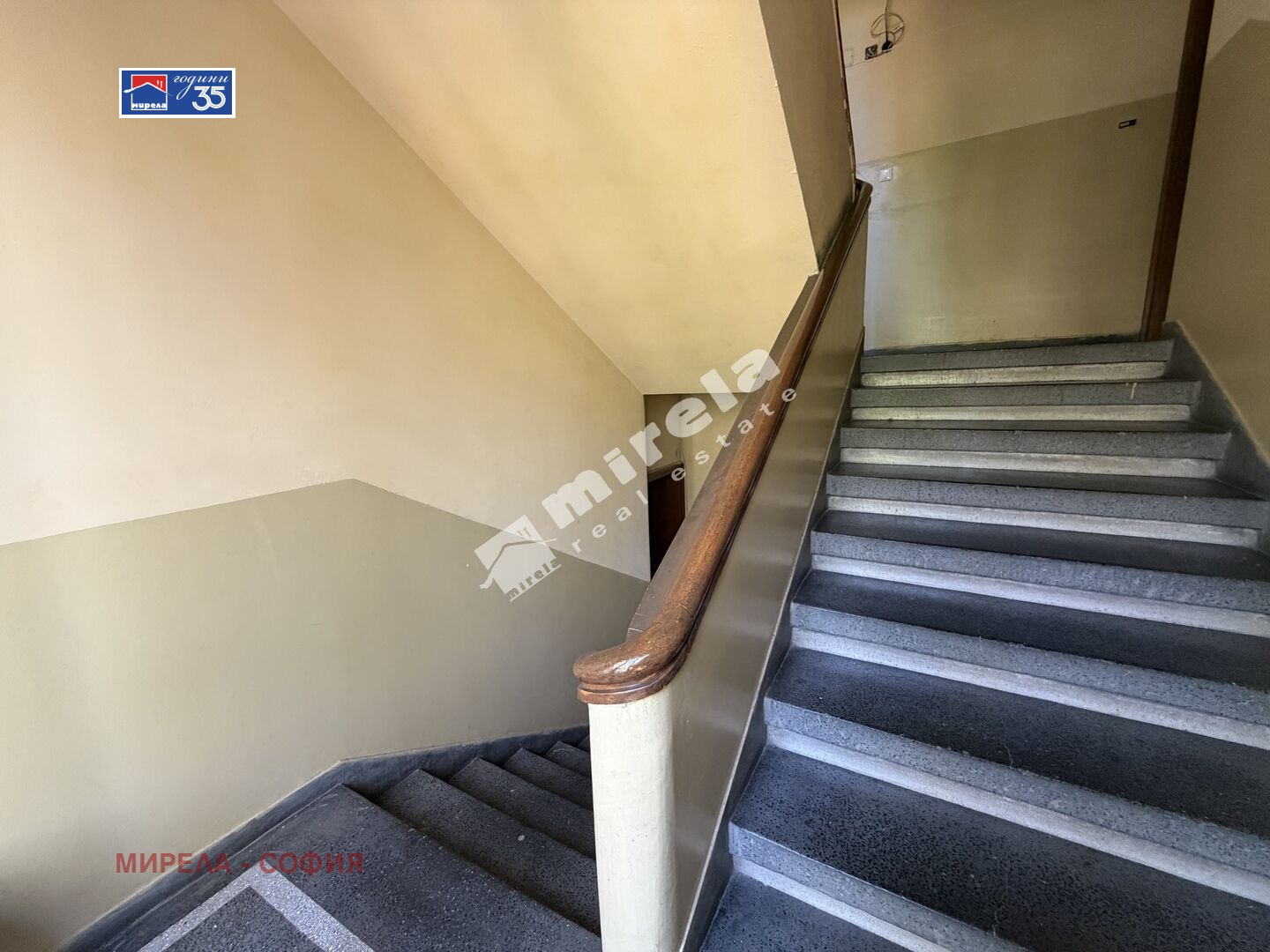 Продава МНОГОСТАЕН, гр. София, Яворов, снимка 12 - Апартаменти - 56328877