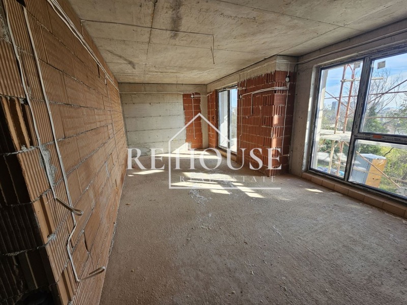 Продава 3-СТАЕН, гр. Варна, Изгрев, снимка 2 - Апартаменти - 53030265