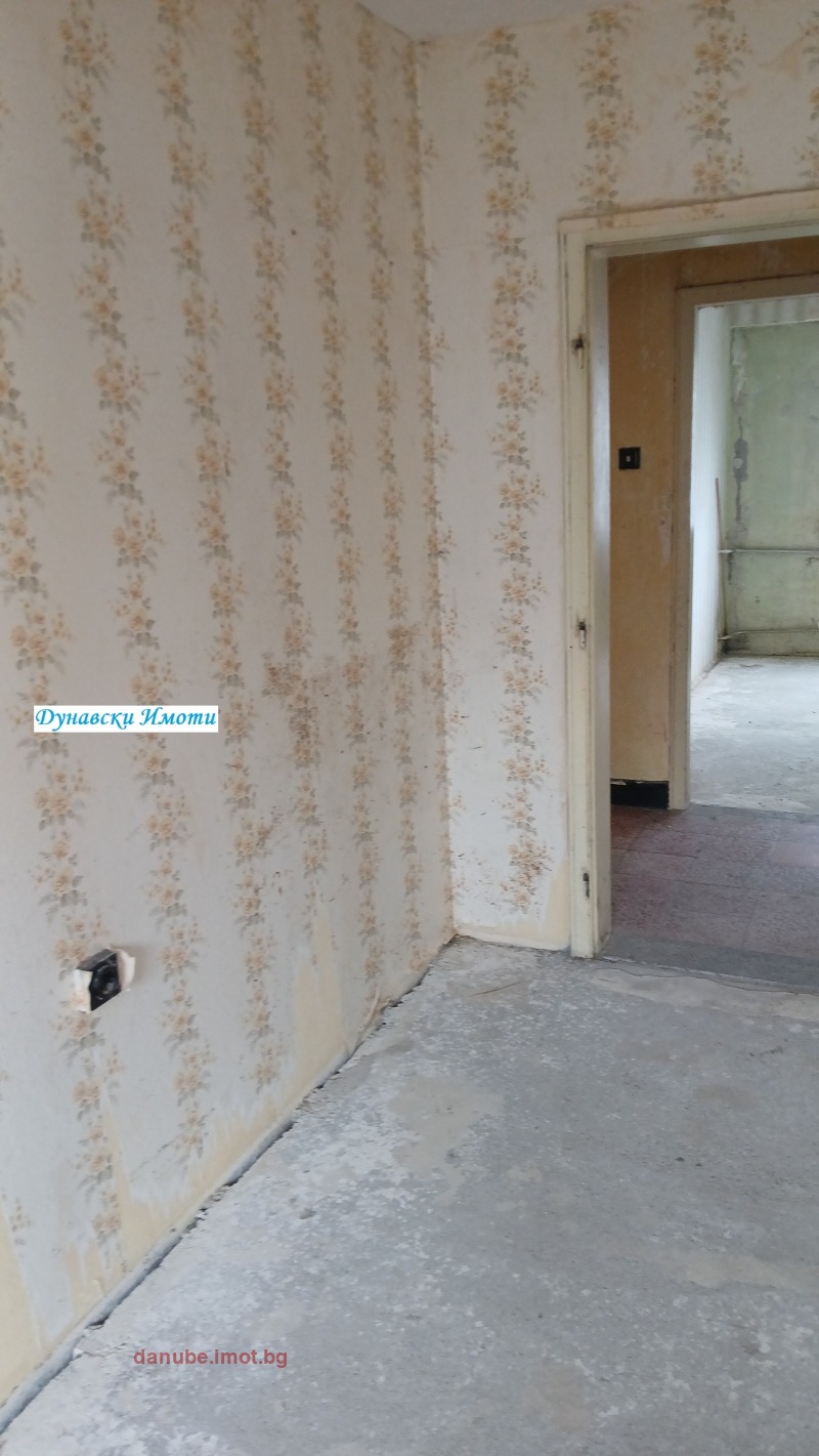 Продава 3-СТАЕН, гр. Русе, Здравец Изток