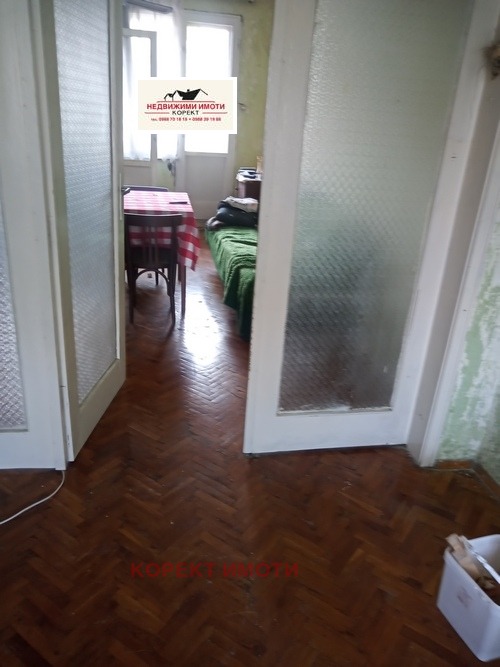 Продава 4-СТАЕН, гр. Шумен, Дивизионна болница, снимка 3 - Апартаменти - 55124291
