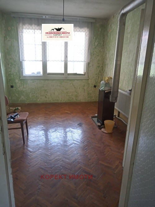 Продава 4-СТАЕН, гр. Шумен, Дивизионна болница, снимка 5 - Апартаменти - 55124291