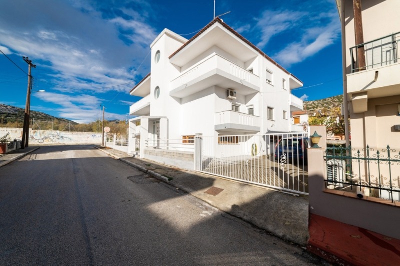 Продава МНОГОСТАЕН, гр. Варна, Център, снимка 4 - Апартаменти - 54367730