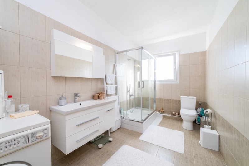 Продава МНОГОСТАЕН, гр. Варна, Център, снимка 16 - Апартаменти - 54367730