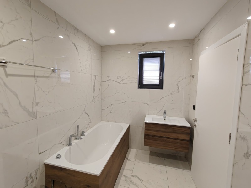 Продава  Къща област Пловдив , с. Марково , 304 кв.м | 36828777 - изображение [12]