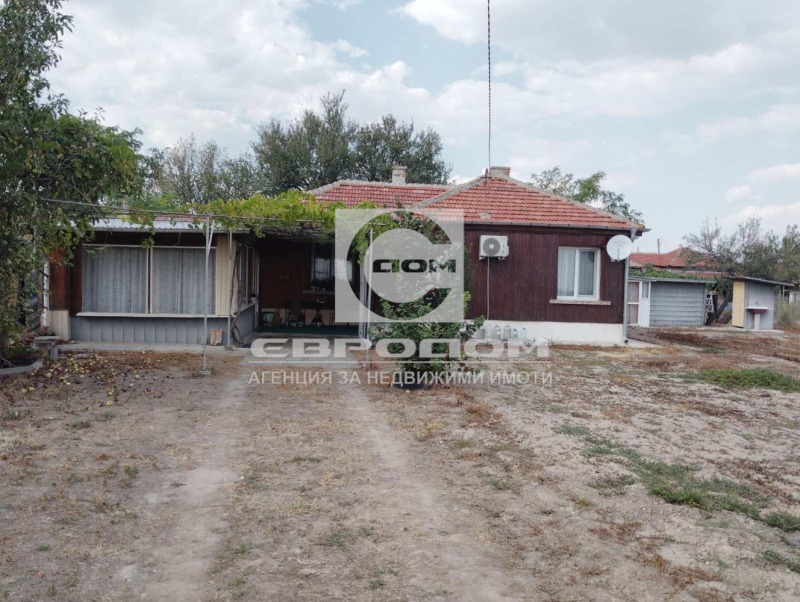 Продава КЪЩА, област Стара Загора, с. Загоре • 60000 € / 117349.80 лв. • 45740245 1