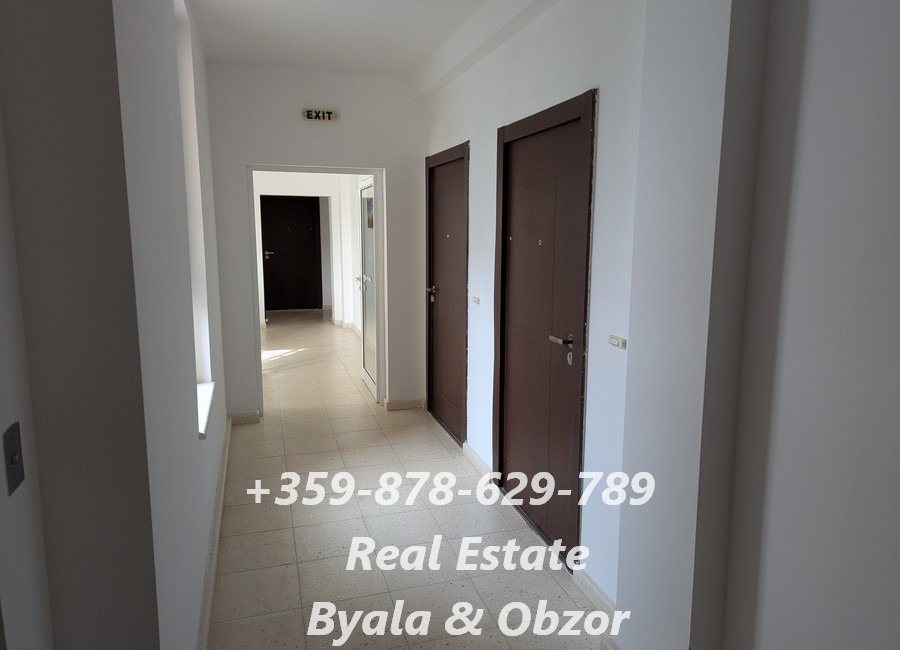 Продава 1-СТАЕН, гр. Бяла, област Варна, снимка 14 - Апартаменти - 56142230