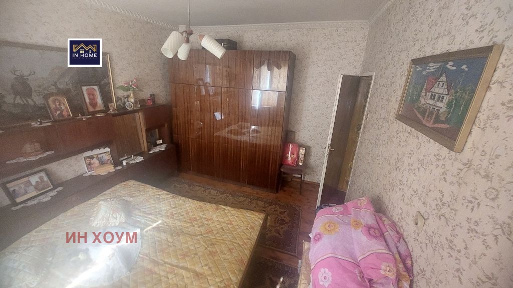Продава ЕТАЖ ОТ КЪЩА, гр. Мездра, област Враца, снимка 4 - Етаж от къща - 55703570