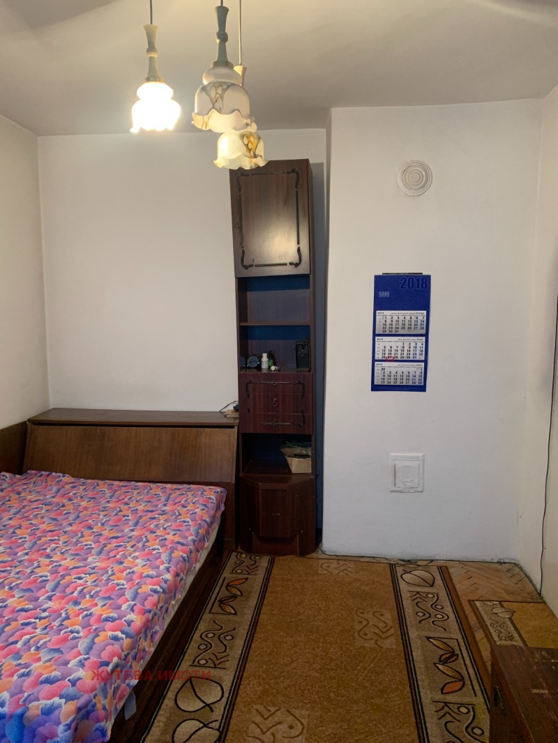 Продава  2-стаен област Пловдив , гр. Карлово , 67 кв.м | 16645319 - изображение [8]