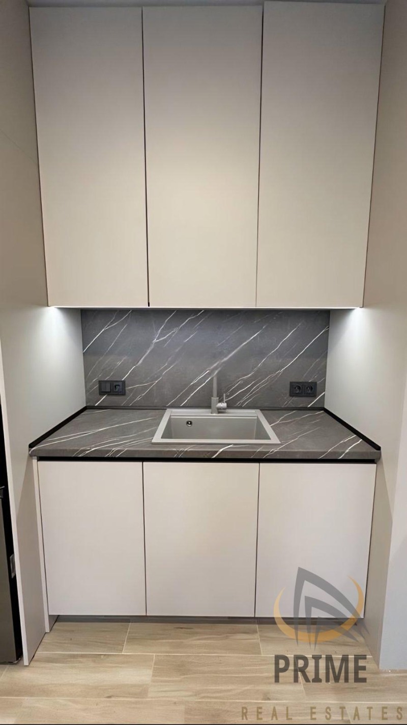 Продава 3-СТАЕН, гр. Бургас, Изгрев, снимка 2 - Апартаменти - 53200817