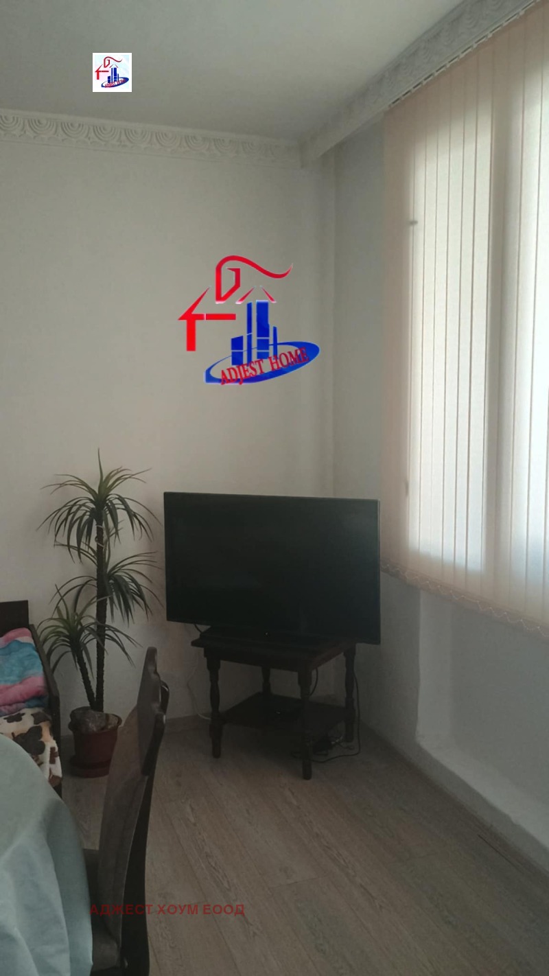 Продава 4-СТАЕН, гр. Шумен, Математическа гимназия, снимка 2 - Апартаменти - 52551730