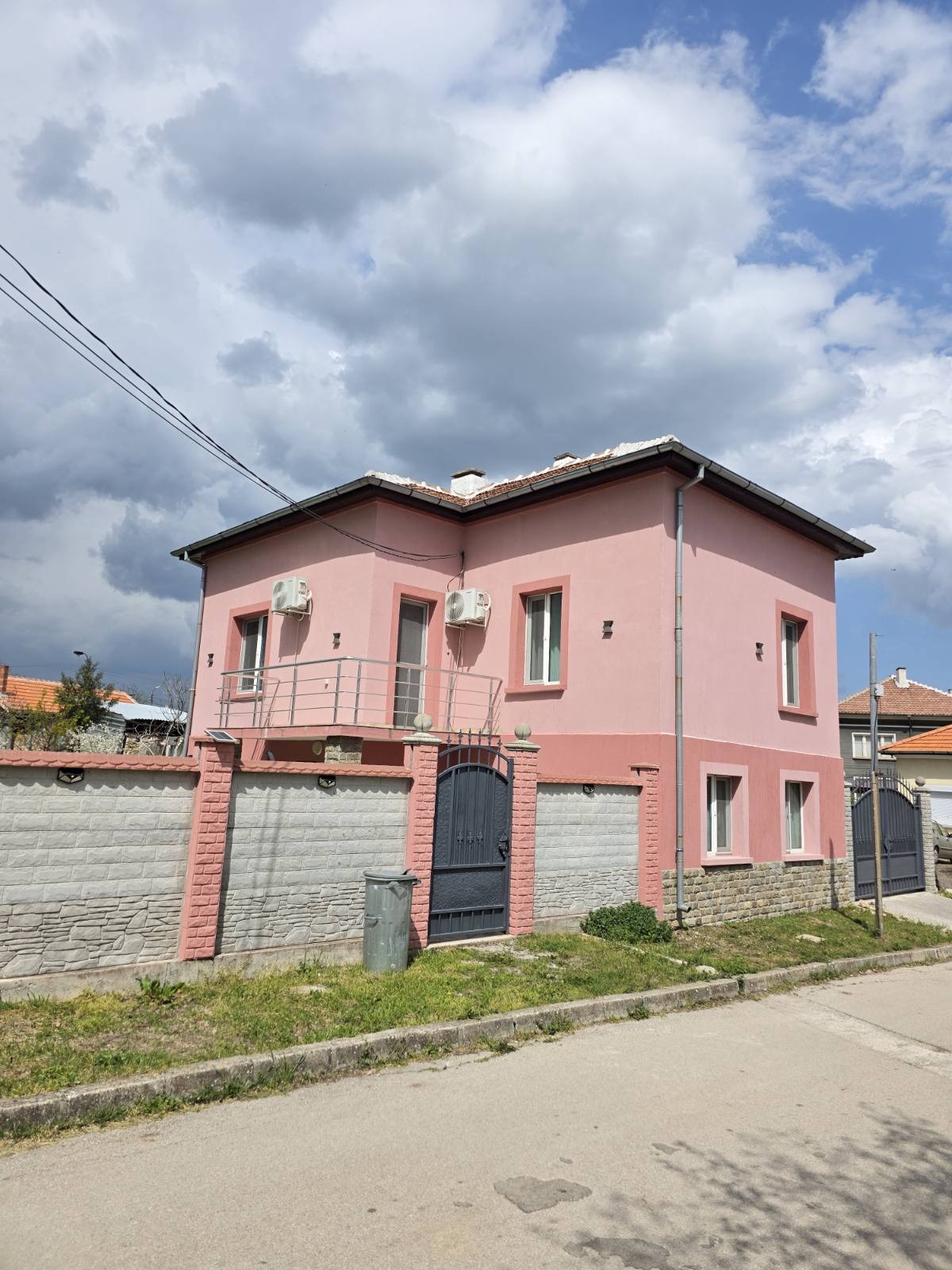 Продава КЪЩА, гр. Кула, област Видин