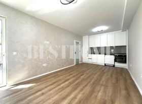 2-стаен град Варна, Възраждане 3