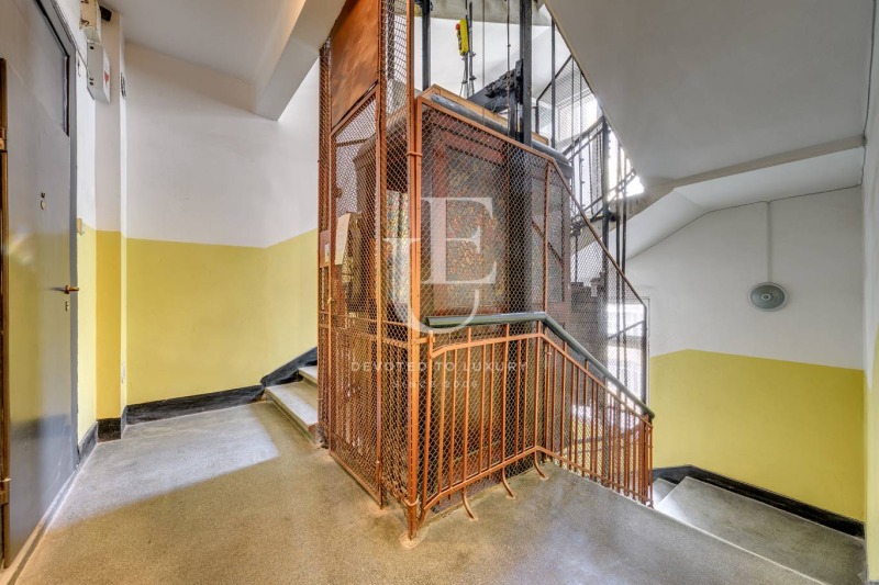 Продава  4-стаен град София , Център , 130 кв.м | 98978828 - изображение [13]