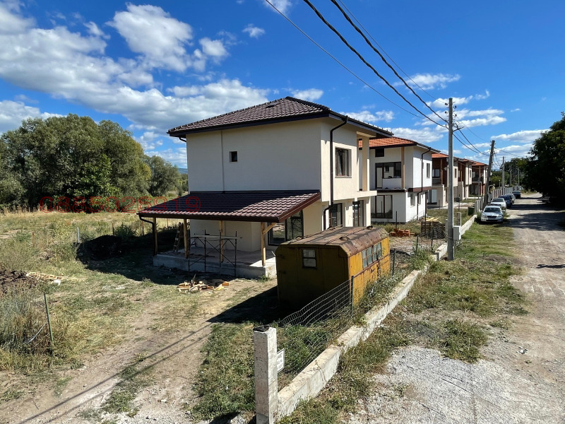 Na sprzedaż  Dom region Sofia , Kostinbrod , 185 mkw | 24281596 - obraz [3]