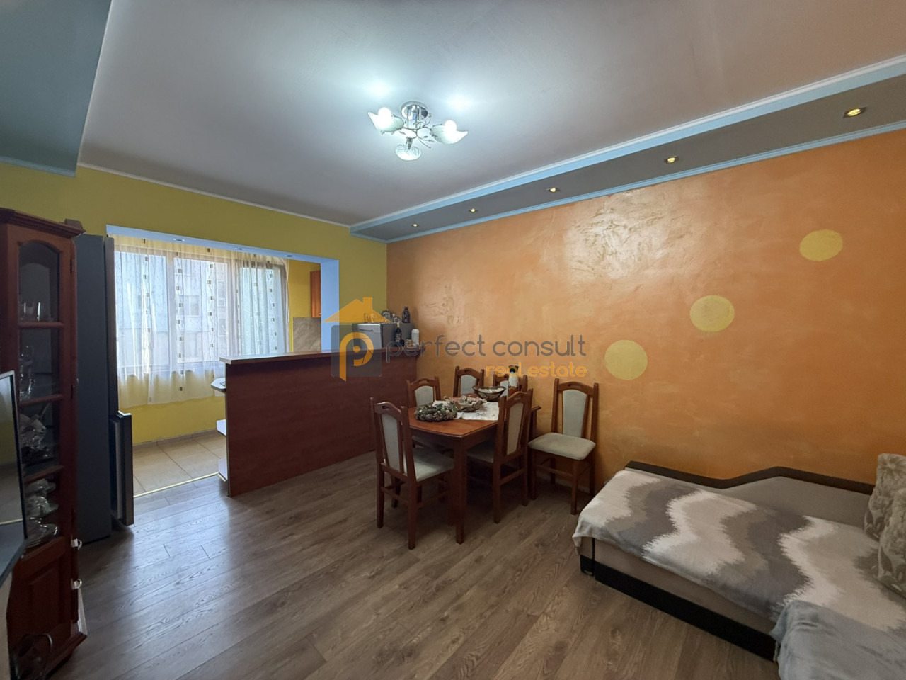 Продава 3-СТАЕН, гр. Пловдив, Кършияка, снимка 2 - Апартаменти - 53960924