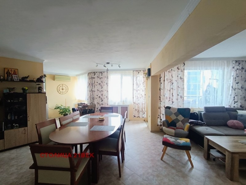 Продава  3-стаен град София , Лагера , 131 кв.м | 82308661