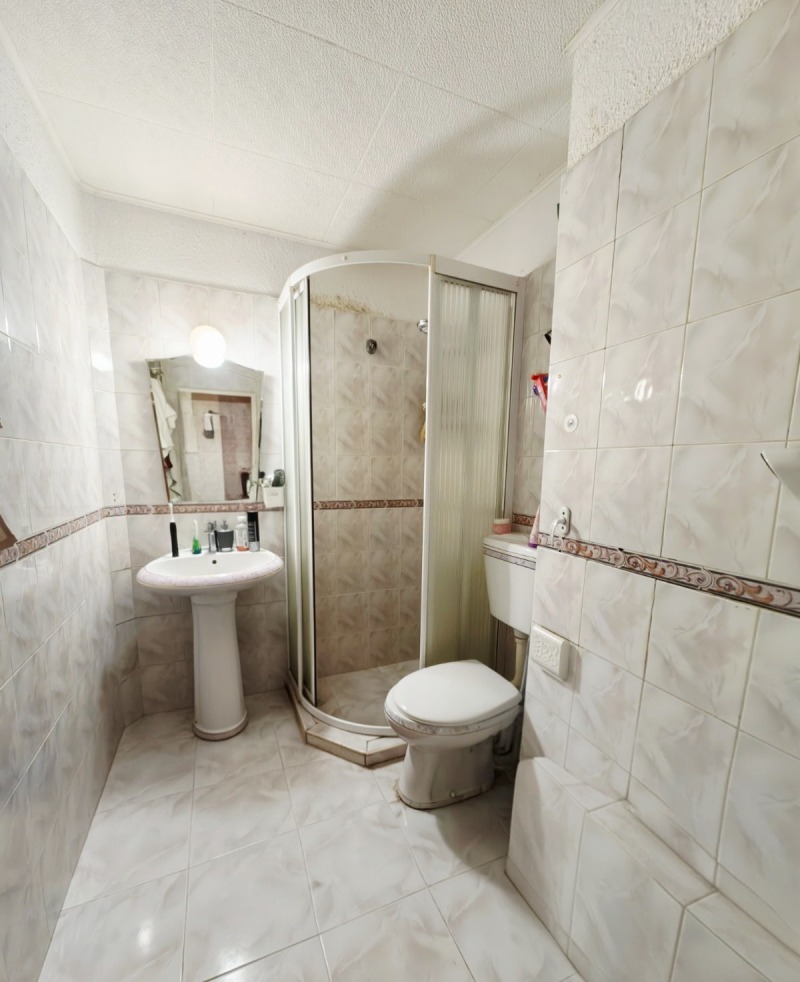 Продава 3-СТАЕН, гр. София, Надежда 4, снимка 15 - Апартаменти - 53010506