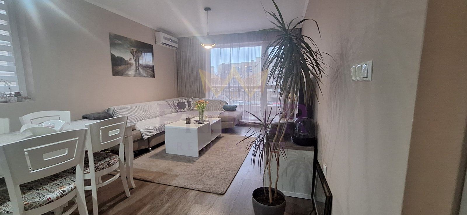 Продава 3-СТАЕН, гр. Варна, м-т Горна Трака, снимка 2 - Апартаменти - 45189089