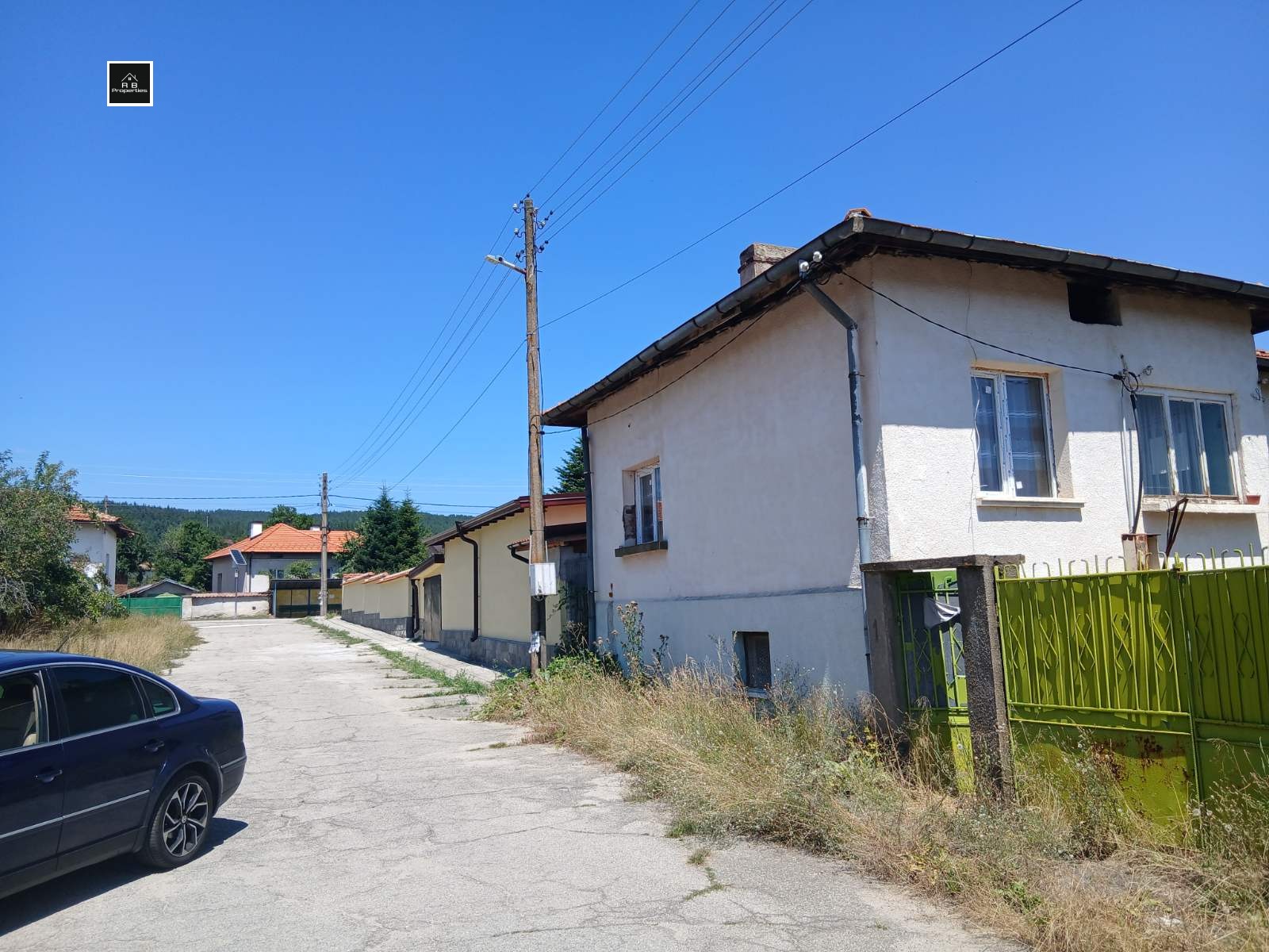 Продава КЪЩА, с. Рельово, област София област