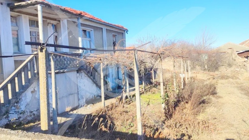 Продава КЪЩА, с. Тополово, област Пловдив, снимка 1 - Къщи - 45837866