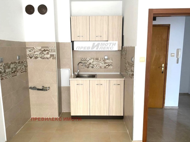 Продава  2-стаен град Пловдив , Въстанически , 63 кв.м | 88135617 - изображение [2]