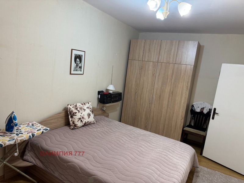 Продава  2-стаен град Плевен , Широк център , 50 кв.м | 13758389 - изображение [8]