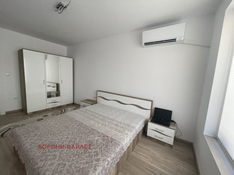 Продава  2-стаен град Пловдив , Остромила , 65 кв.м | 55672255 - изображение [8]