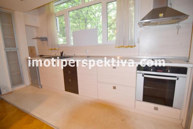 Продава 3-СТАЕН, гр. Пловдив, Кършияка, снимка 2 - Апартаменти - 54515244