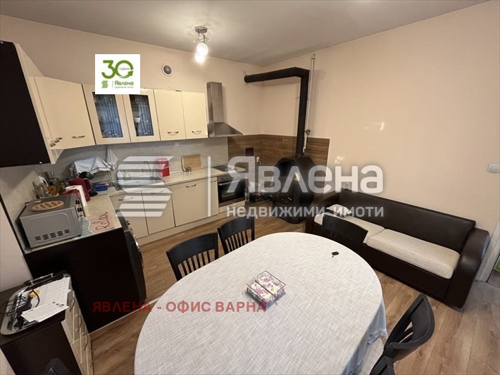 Продава КЪЩА, с. Дъбравино, област Варна, снимка 3 - Къщи - 48264015