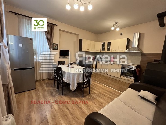 Продава КЪЩА, с. Дъбравино, област Варна, снимка 5 - Къщи - 48264015