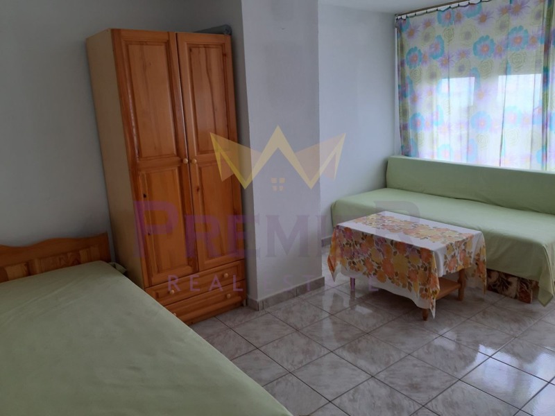 Продава КЪЩА, гр. Балчик, област Добрич, снимка 14 - Къщи - 53497458